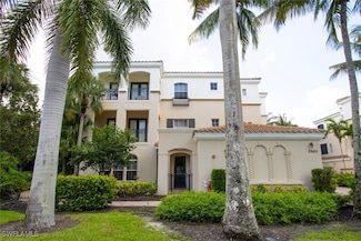 2868 Tiburon Blvd E Unit 102, Naples, FL 34109