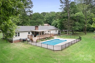 5106 Teakwood Dr, Kannapolis, NC 28083