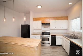 3139 Rosella St Unit G, Anchorage, AK 99504