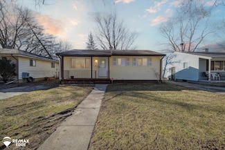 3738 Holly Ave, Flint, MI 48506