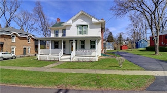 3 Homer St, Union Springs, NY 13160