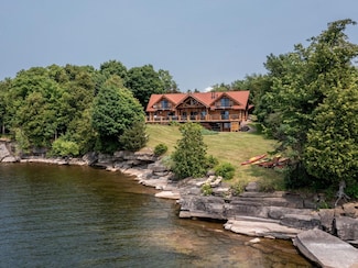 489 W Shore Rd, South Hero, VT 05486