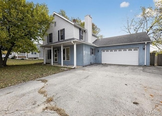 3204 Fee Rd, Bridgeton, MO 63044