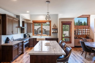 30 Lake Pkwy Unit 20, South Lake Tahoe, CA 96150