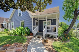 5504 Hillman St, Houston, TX 77023
