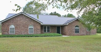 1084 Bea Hagan Rd, Collins, GA 30421