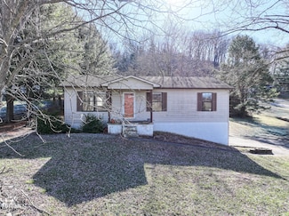 1590 Old Snapps Ferry Rd, Chuckey, TN 37641