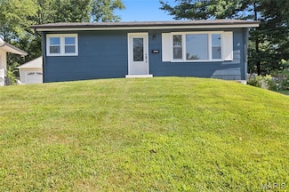 8591 Ardelia Ave, Saint Louis, MO 63114