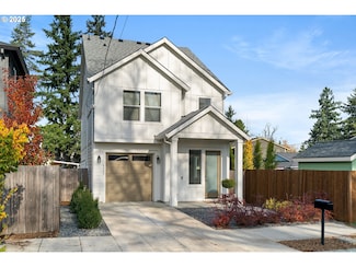 6421 SE Cooper St, Portland, OR 97206