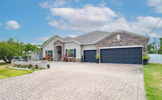 6920 NW Jorgensen Rd, Port Saint Lucie, FL 34983
