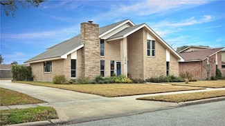 206 San Saba Dr, Portland, TX 78374