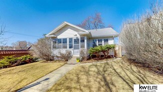 4692 Pierce St, Omaha, NE 68106