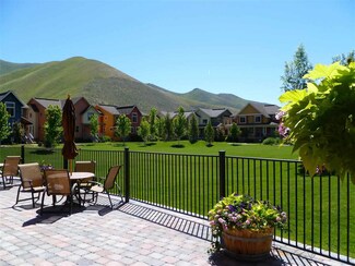 2529 Grange Way, Hailey, ID 83333