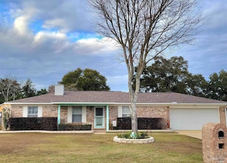 6716 Greenwell St, Pensacola, FL 32526