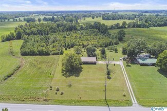 11838 U S 72, Athens, AL 35611