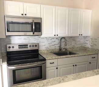690 Kingsbridge St Unit 5, Boca Raton, FL 33487