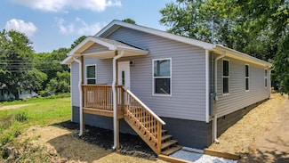 1150 Lang St NE, Cleveland, TN 37311