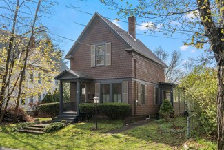29 Holly St, Concord, NH 03301