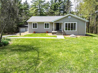 5006 Enchanted Valley Rd, Cross Plains, WI 53528