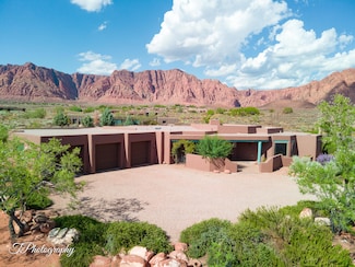 1215 Tuweap Dr, Ivins, UT 84738