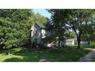 704 N Kentucky St, Adrian, MO 64720