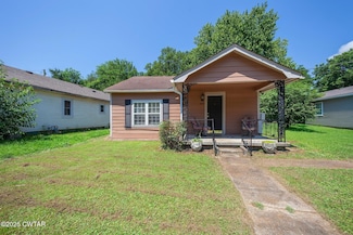 447 Mifflin Ave, Henderson, TN 38340
