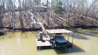2152 Deloach Dr, Anderson, SC 29625