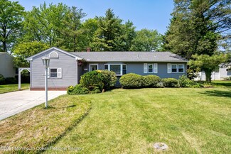 13 Asbury Ave, Oceanport, NJ 07757