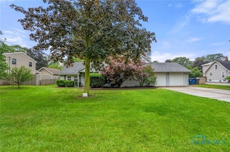 3431 Mcgregor Ln, Toledo, OH 43623