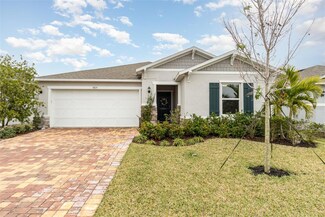 7425 35th Ln E, Sarasota, FL 34243