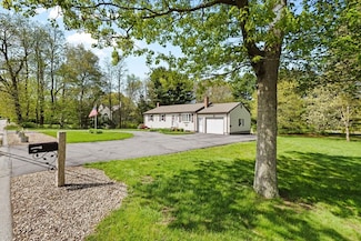 25 Stevens St, East Taunton, MA 02718