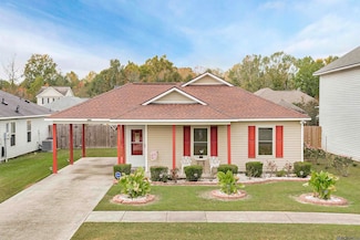 1033 S Darla Ave, Gonzales, LA 70737