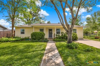 1910 Kuehler Ave, New Braunfels, TX 78130
