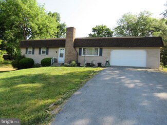 119 Russell Ave, Douglassville, PA 19518