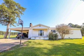 824 W Holly Rd, Junction City, AR 71749