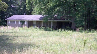 421 Shady Grove Rd, New Edinburg, AR 71660