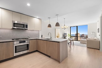 151 Bay St Unit 2105, Jersey City, NJ 07302