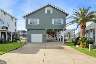 339 Admiral Cir, Galveston, TX 77554