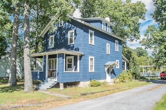 747 Suscon Rd, Pittston, PA 18640