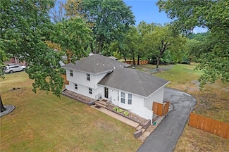 6022 Norfleet Rd, Kansas City, MO 64133