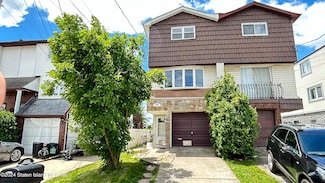234 Slater Blvd, Staten Island, NY 10305