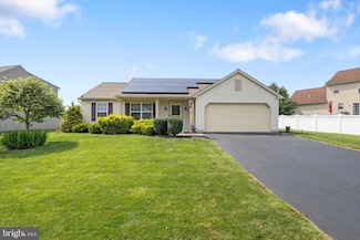 3305 Jodi Ln, Dover, PA 17315