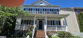 22650 Shining Harness St, Clarksburg, MD 20871