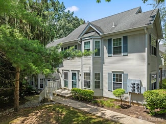 1301 Cypress Ln, East Brunswick, NJ 08816