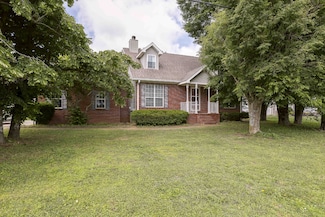 2717 Learcrest Ct, Thompsons Station, TN 37179