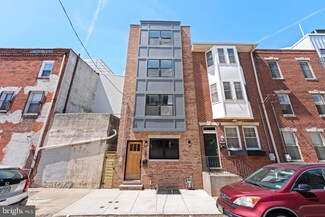 1040 S Randolph St, Philadelphia, PA 19147