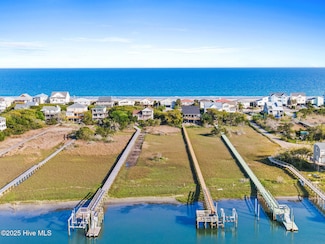 1120 N Anderson Blvd, Topsail Beach, NC 28445