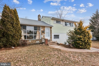 2717 Rossiter Ave, Abington, PA 19001
