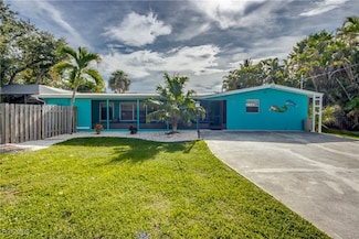 2660 Date St, Saint James City, FL 33956