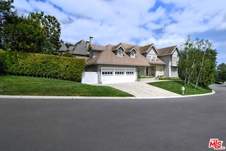 5449 S Rim St, Westlake Village, CA 91362